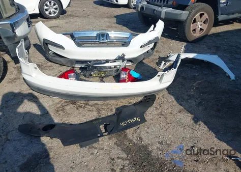 2020 Honda Pilot 2Wd Ex-L from USA, damaged, VIN 5FNYF5H57LB008441